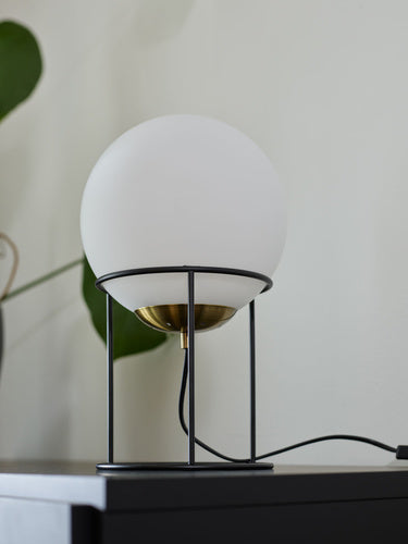 Moon Dyberg Larsen lamp asztali lámpa