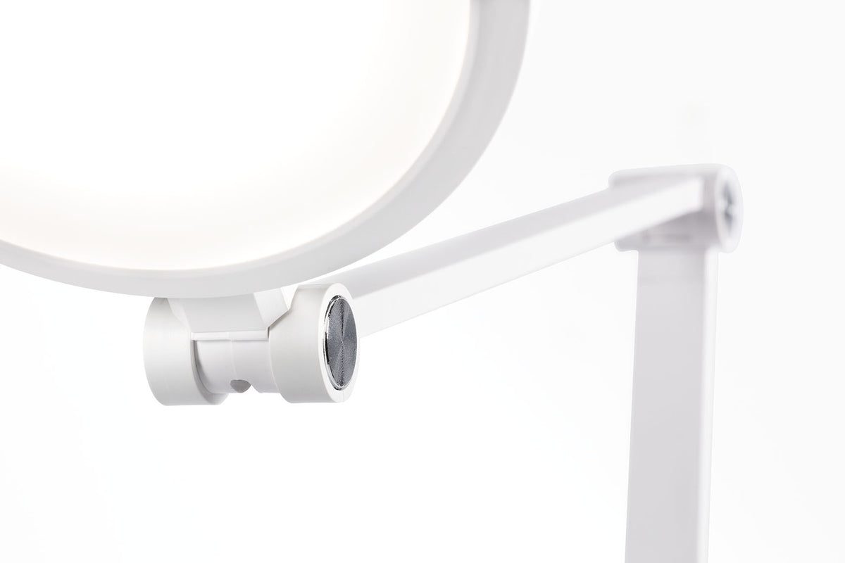 Ester lamp munkalámpa