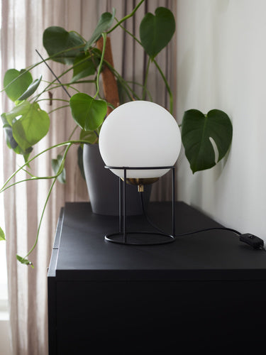 Moon Dyberg Larsen lamp asztali lámpa