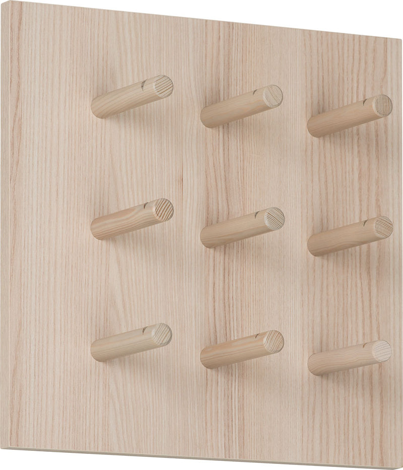 Spot pegs Young fali polc