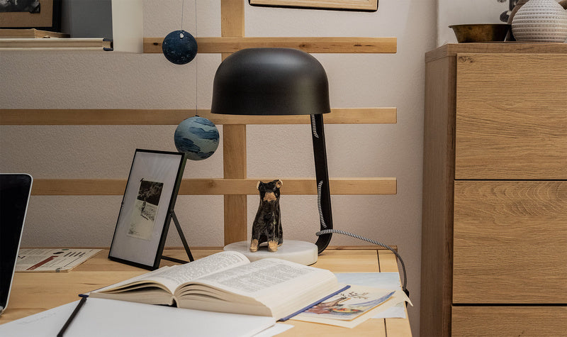 Lamp Compan asztali lámpa