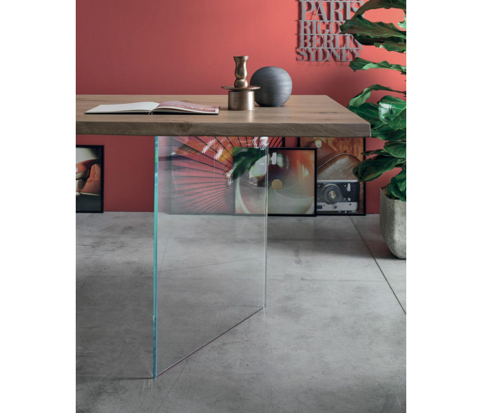 Tudor étkezőasztal  