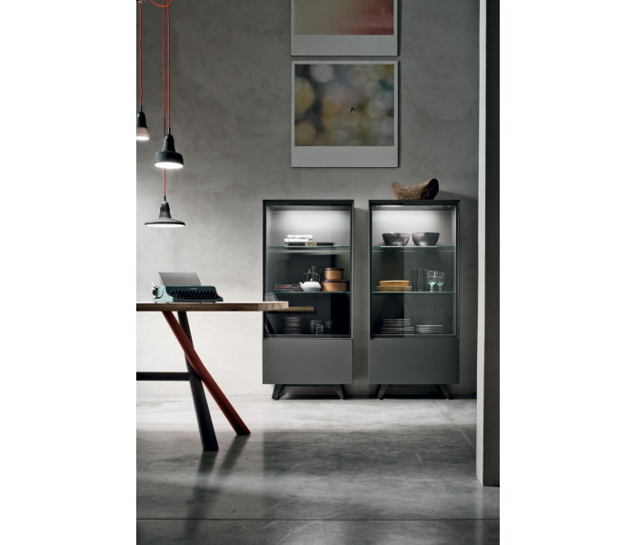 Tudor étkezőasztal  