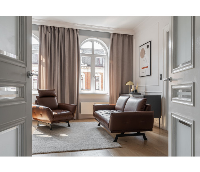 Gala Nicea kanapé barna bőrrel